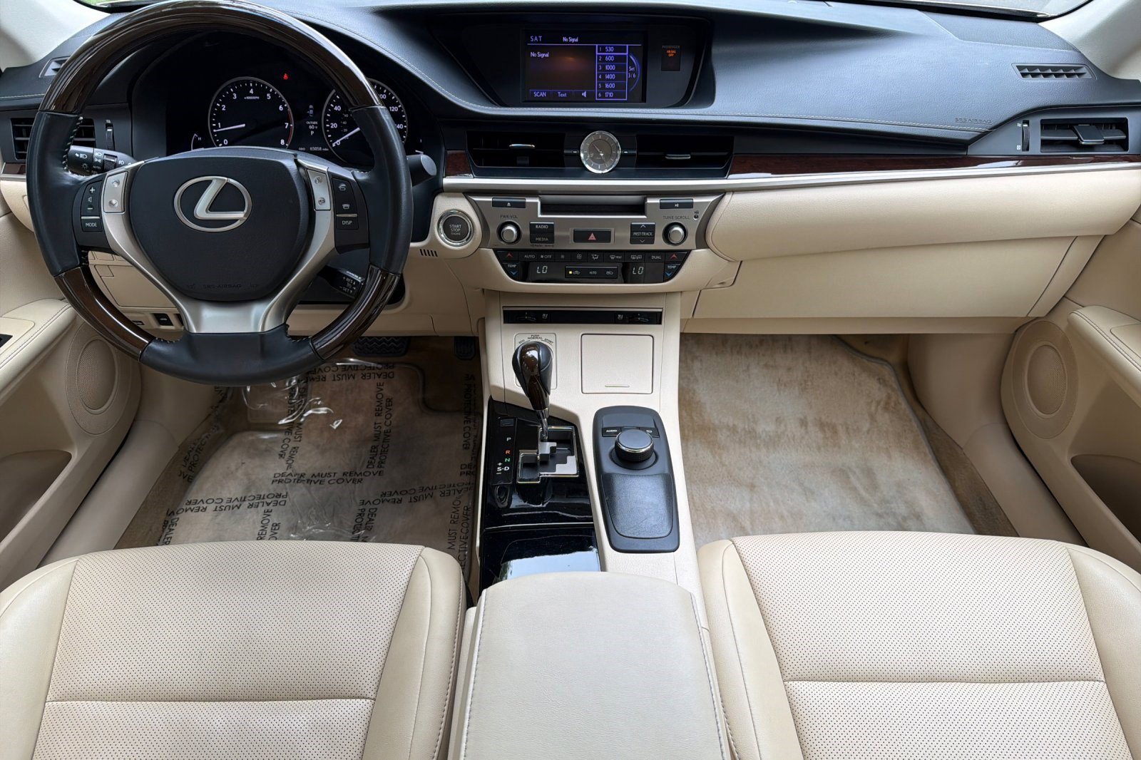 Used 2014 Lexus ES 350 w/ Premium Package FWD image 17