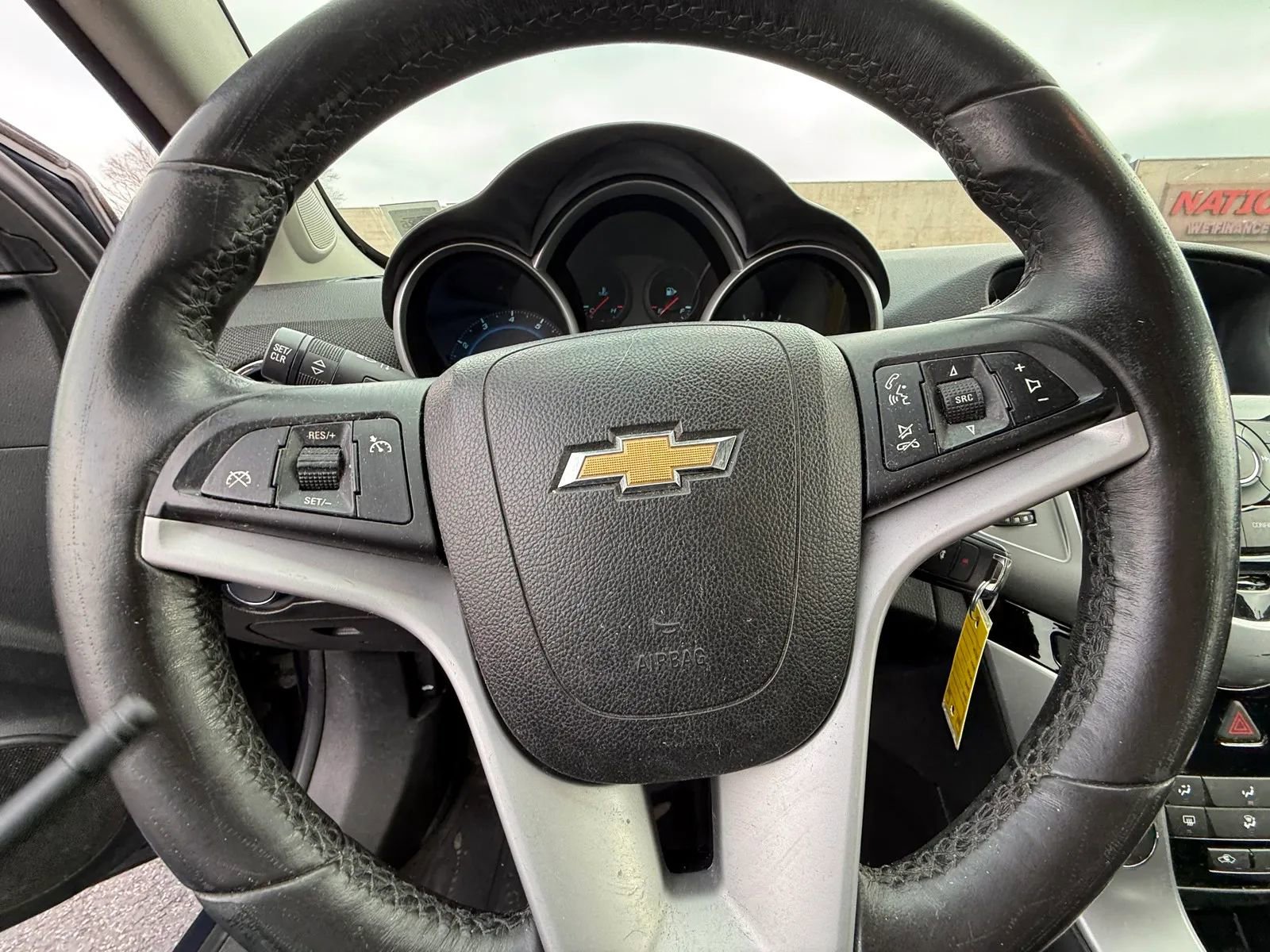 Used 2014 Chevrolet Cruze LT image 16