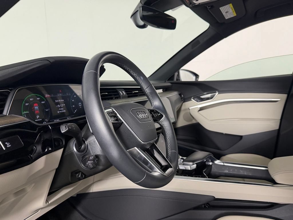 Used 2024 Audi Q8 e-tron Premium Plus w/ Premium Plus Package AWD/4WD image 19