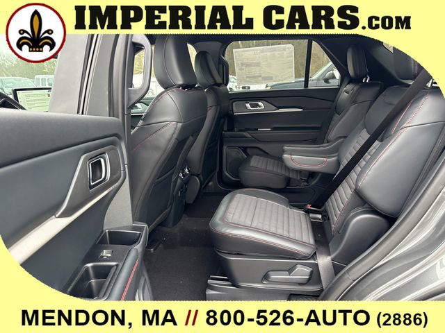 New 2026 Ford Explorer ST-Line w/ ST-Line Street Pack image 13