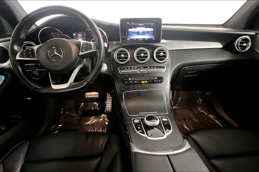 Used 2019 Mercedes-Benz GLC 300 w/ AMG Line image 15