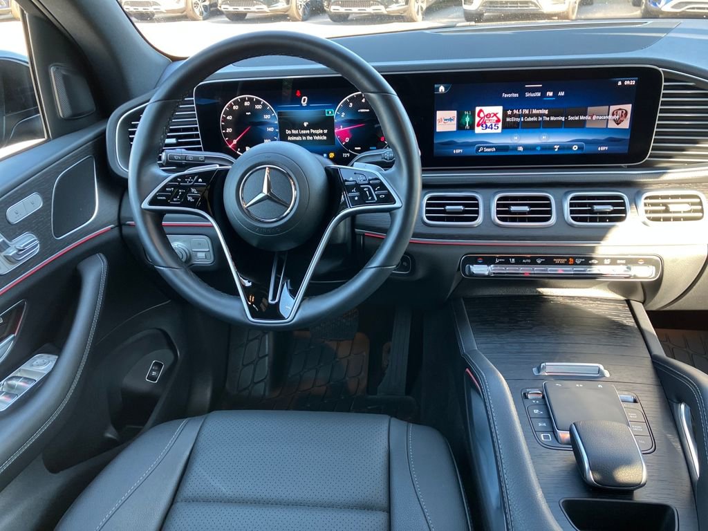 Used 2025 Mercedes-Benz GLE 350 4MATIC image 4