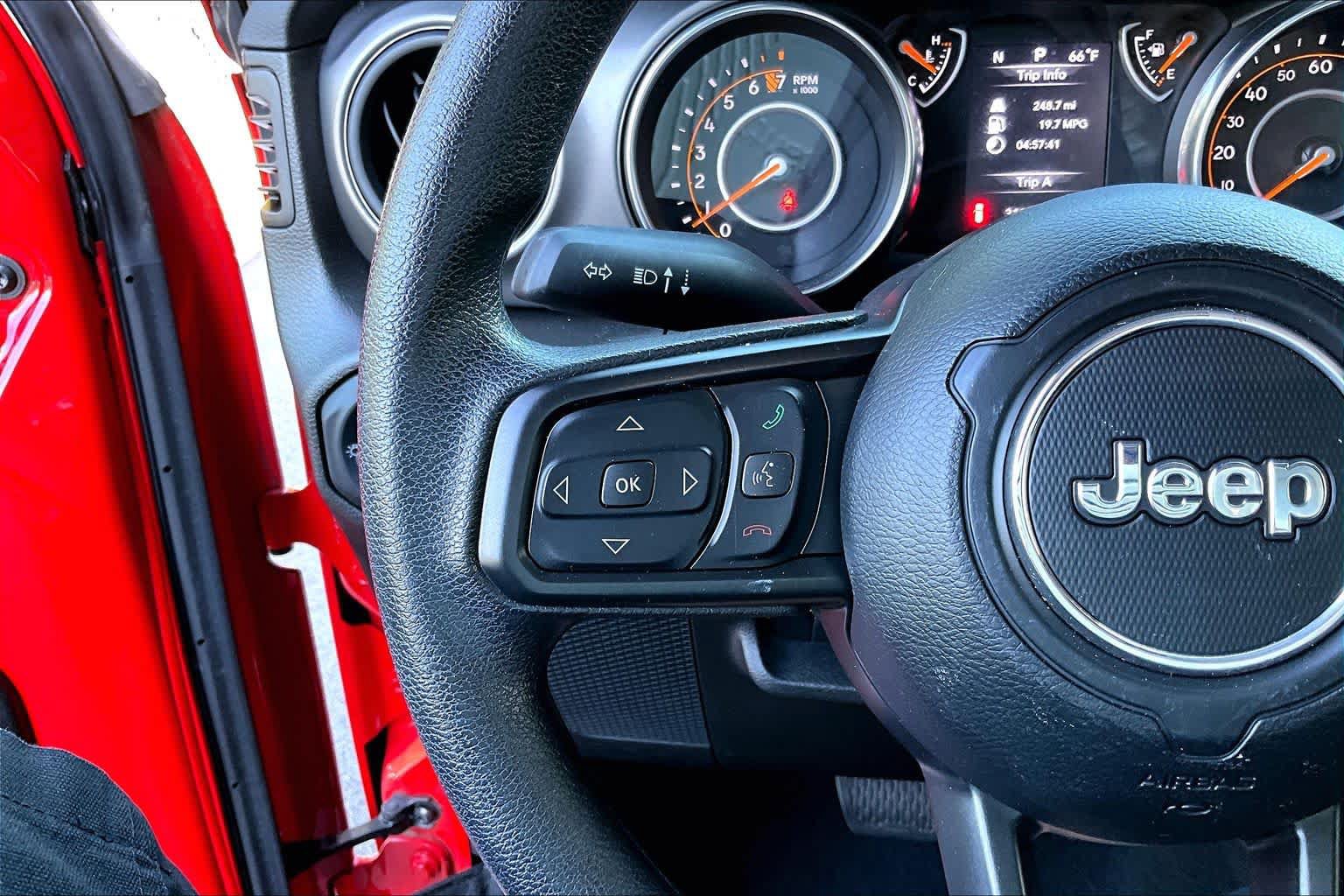 Used 2022 Jeep Wrangler Unlimited Sport AWD/4WD image 24