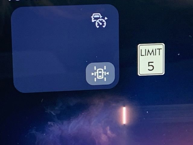 New 2026 Lincoln Navigator Reserve AWD/4WD image 32