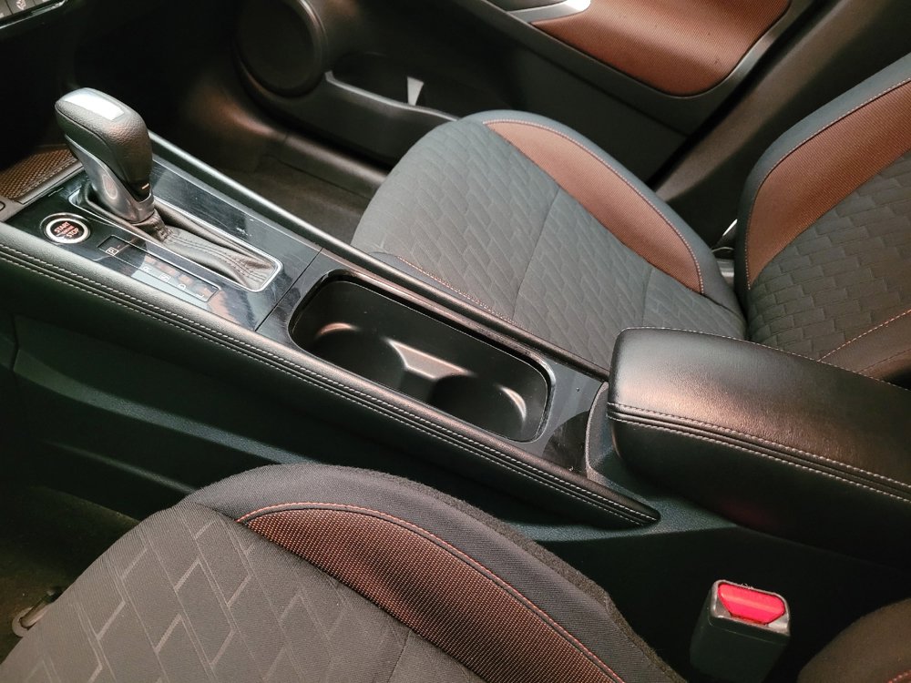 Used 2023 Nissan Kicks SR w/ Interior Electronics Package FWD image 26