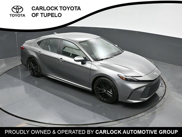 Used 2026 Toyota Camry SE FWD image 41