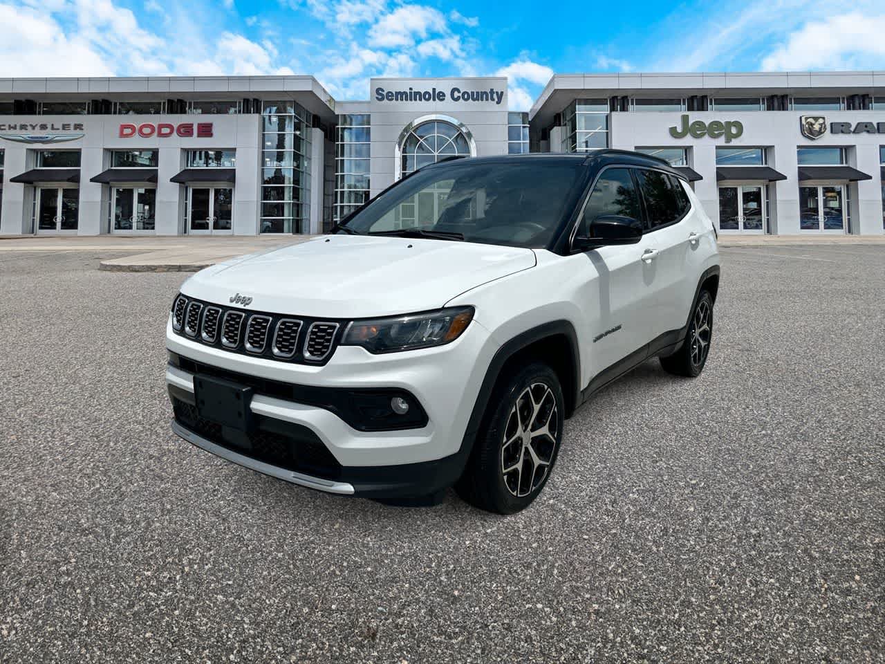 Certified 2024 Jeep Compass Limited AWD/4WD image 1
