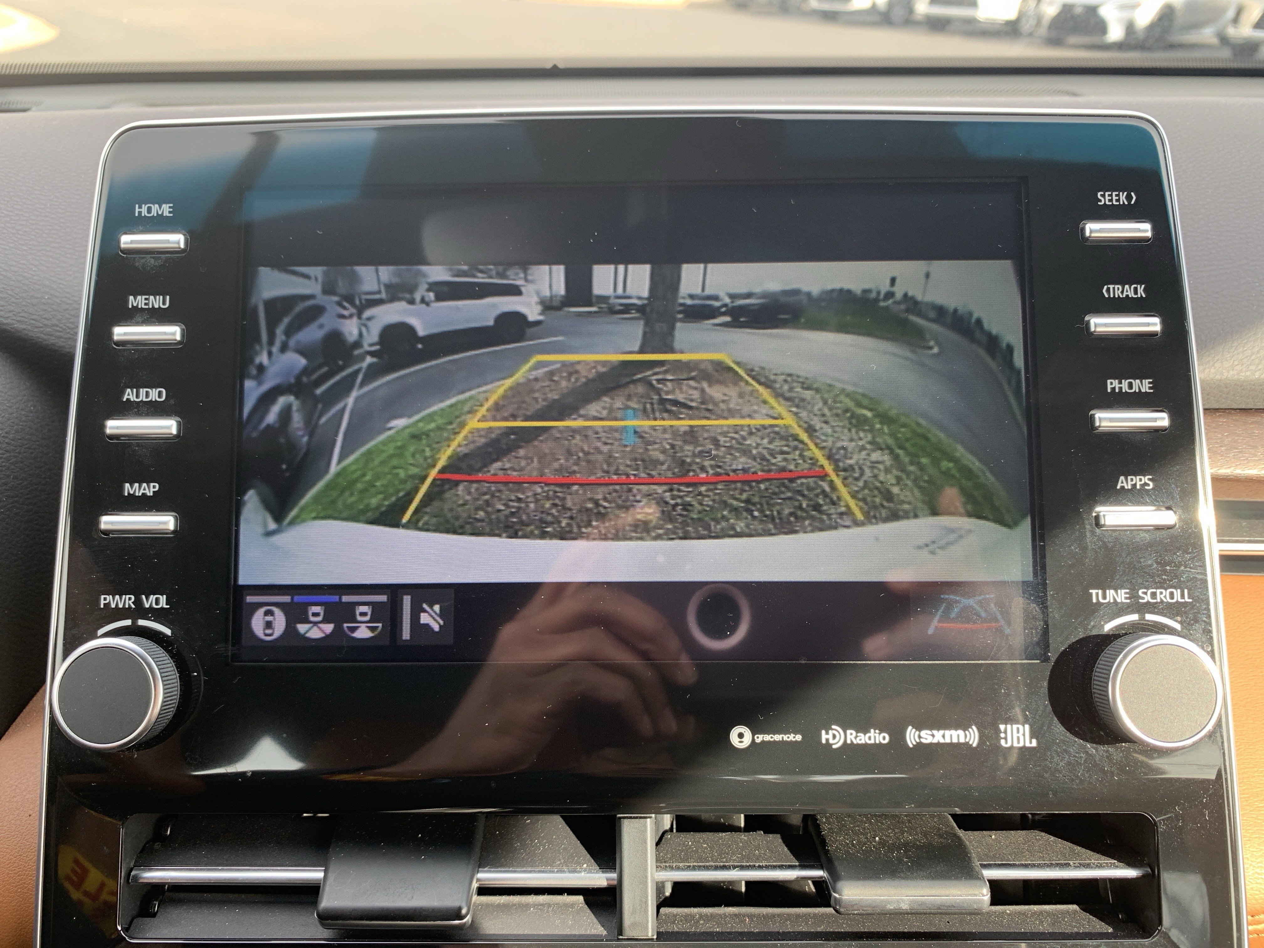 Used 2021 Toyota Avalon Limited w/ Advanced Safety Package image 25