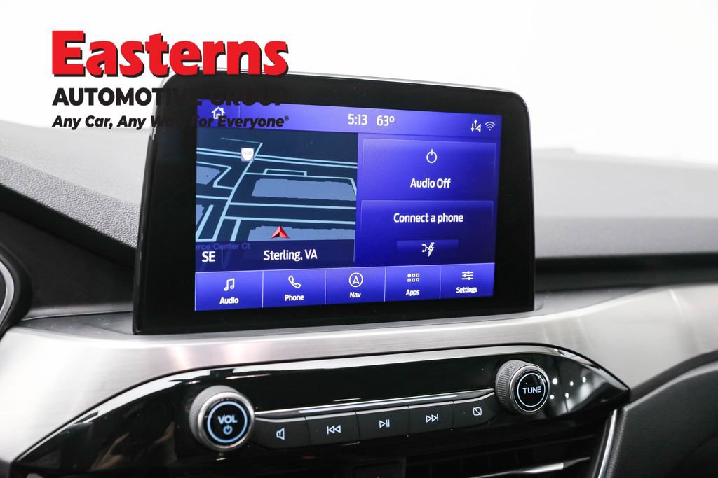 Used 2021 Ford Escape Titanium image 19