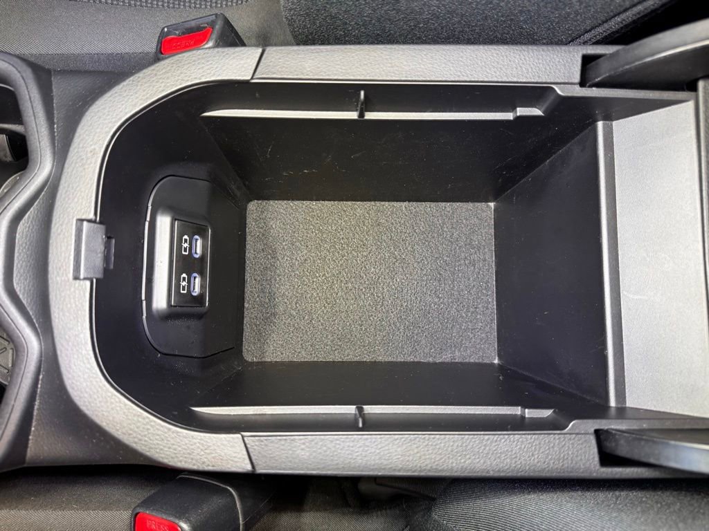 Certified 2022 Toyota RAV4 LE AWD/4WD image 34