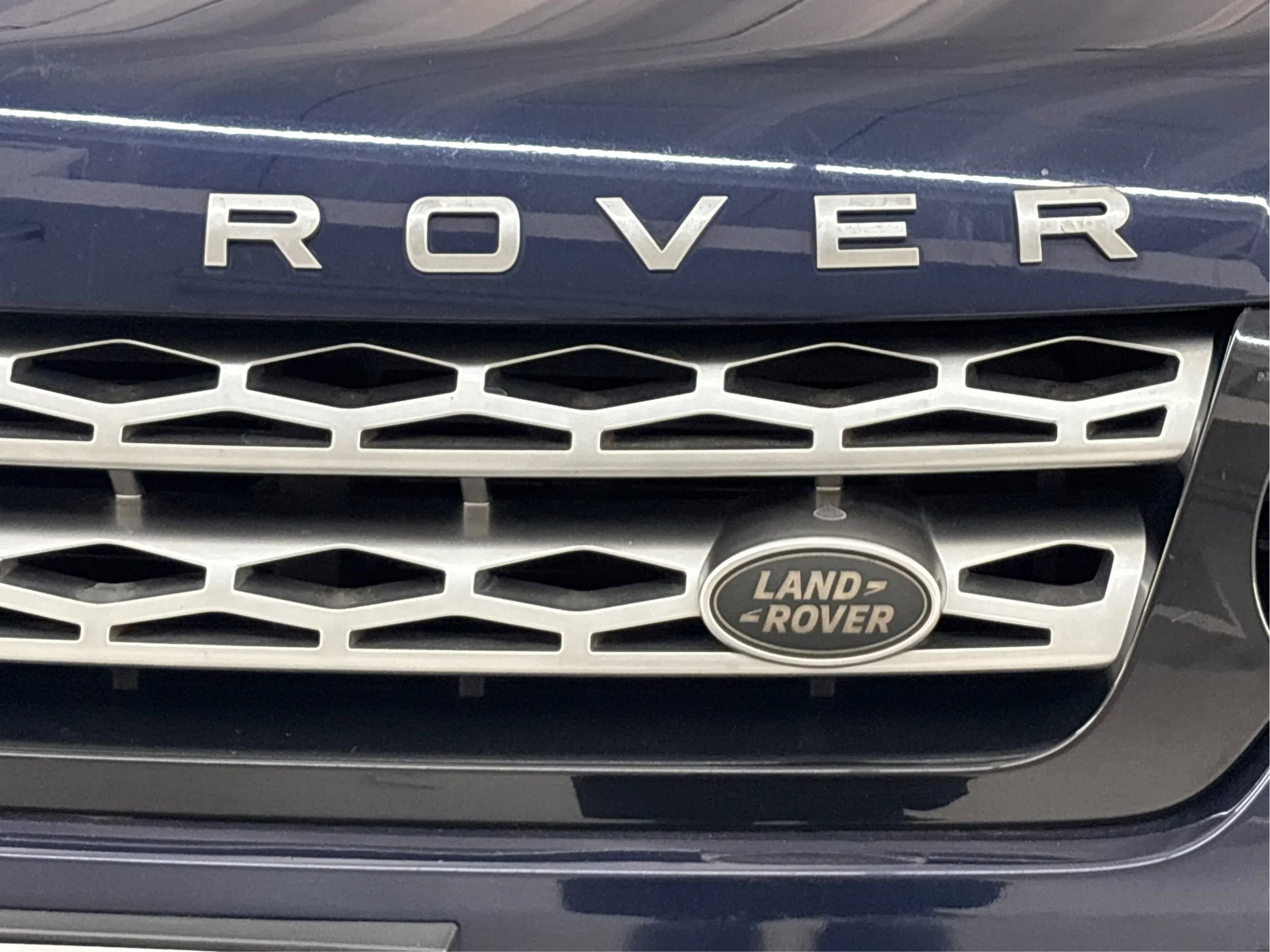 Used 2017 Land Rover Range Rover Sport HSE AWD/4WD image 35