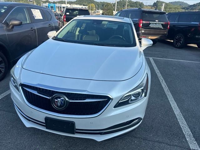 Used 2017 Buick LaCrosse Premium w/ Driver Confidence Package #2 AWD/4WD image 3