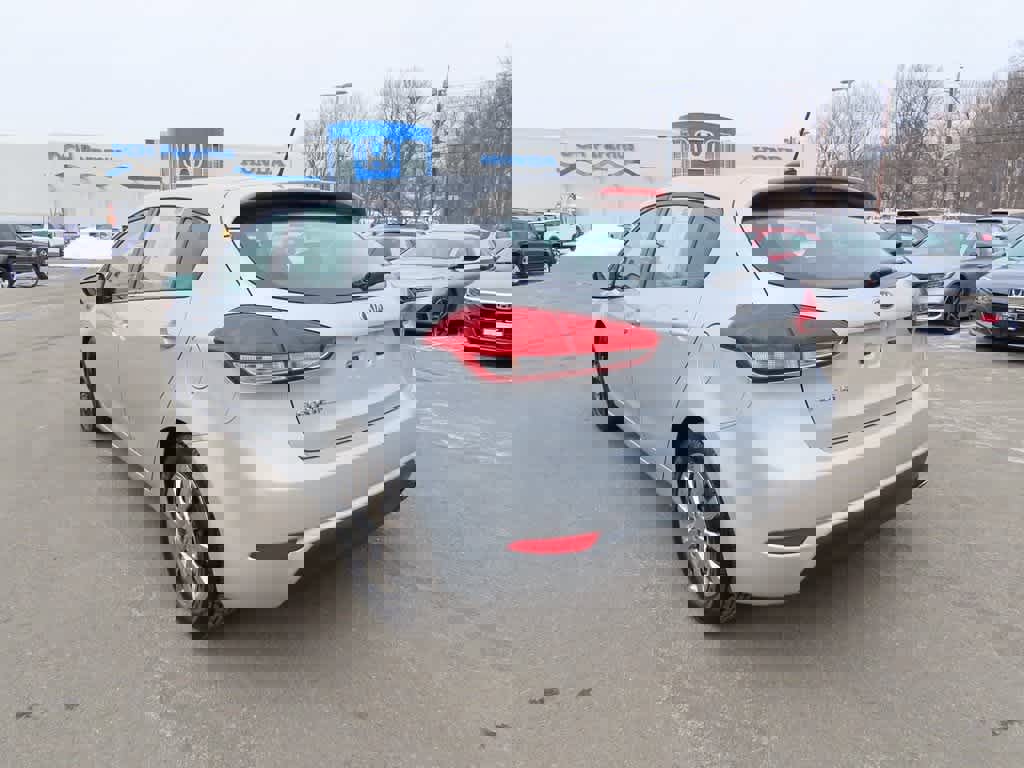 Used 2016 Kia Forte LX image 4