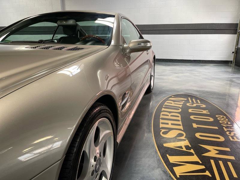 Used 2004 Mercedes-Benz SL 500 image 4
