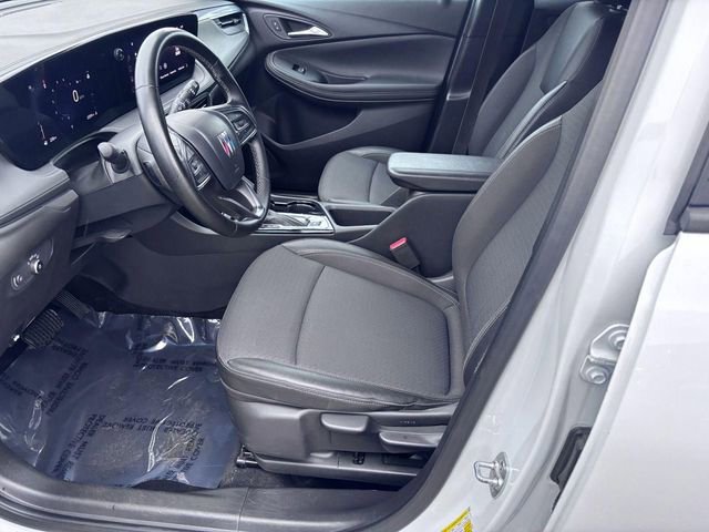 Used 2025 Buick Encore GX Preferred FWD image 12