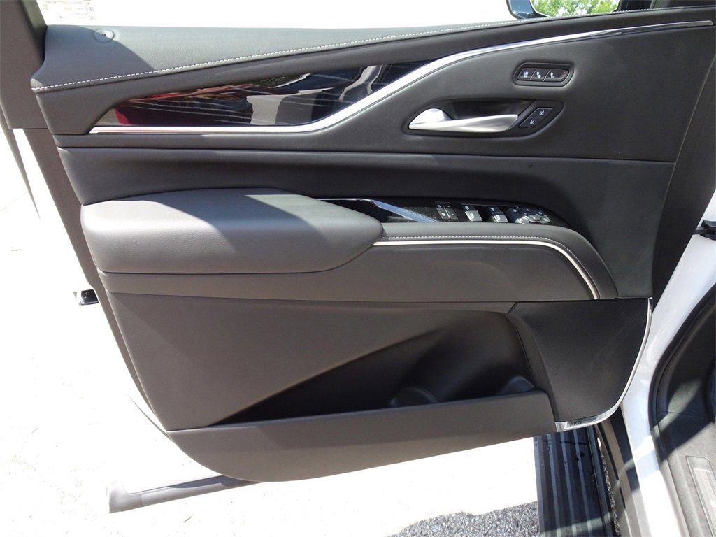 Certified 2024 Cadillac Escalade Sport w/ Touring Package image 13