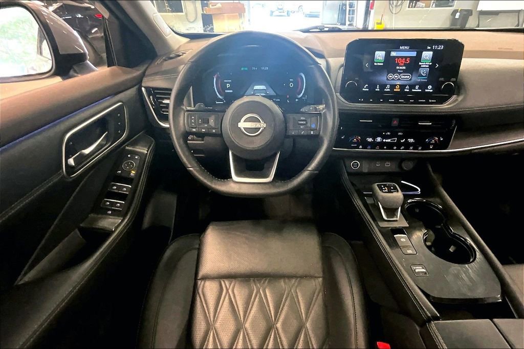 Used 2023 Nissan Rogue Platinum w/ Platinum Premium Package FWD image 8