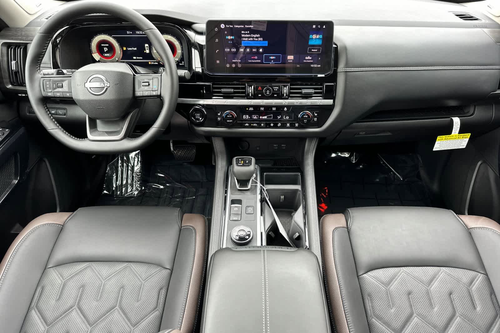 New 2026 Nissan Pathfinder Platinum image 3