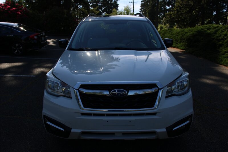 Used 2017 Subaru Forester 2.5i Premium AWD/4WD image 11
