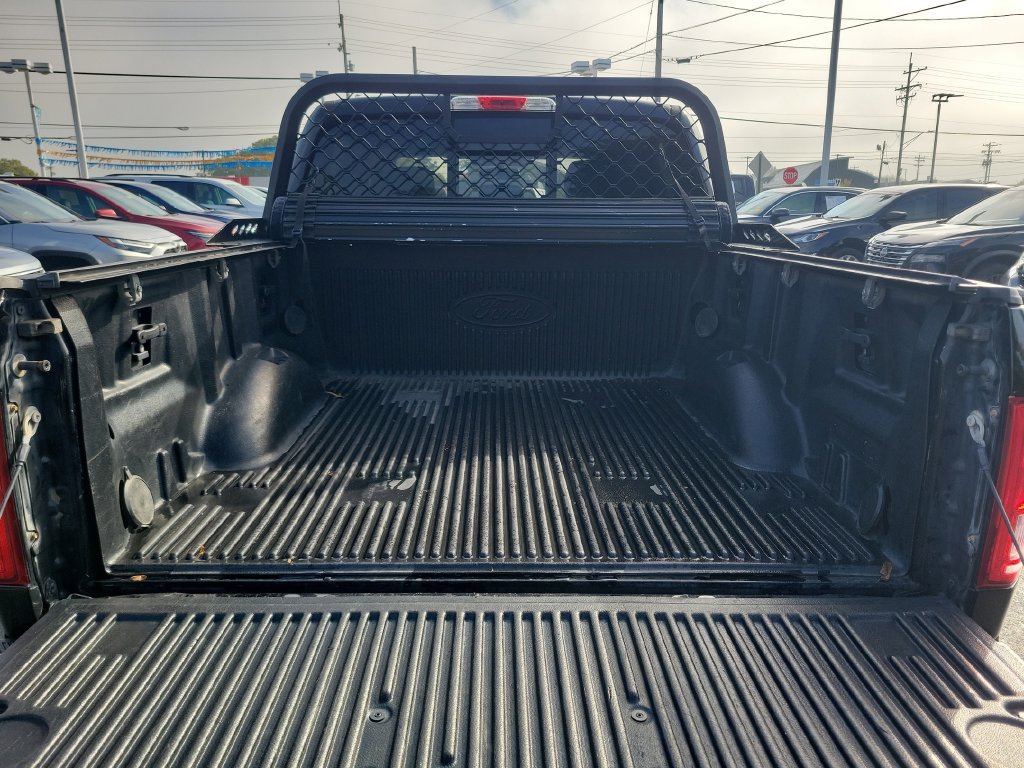 Used 2016 Ford F150 XLT w/ Equipment Group 302A Luxury AWD/4WD image 14