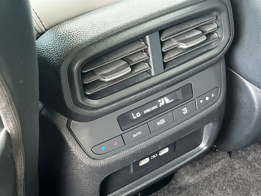 Used 2023 Honda Pilot EX-L image 24
