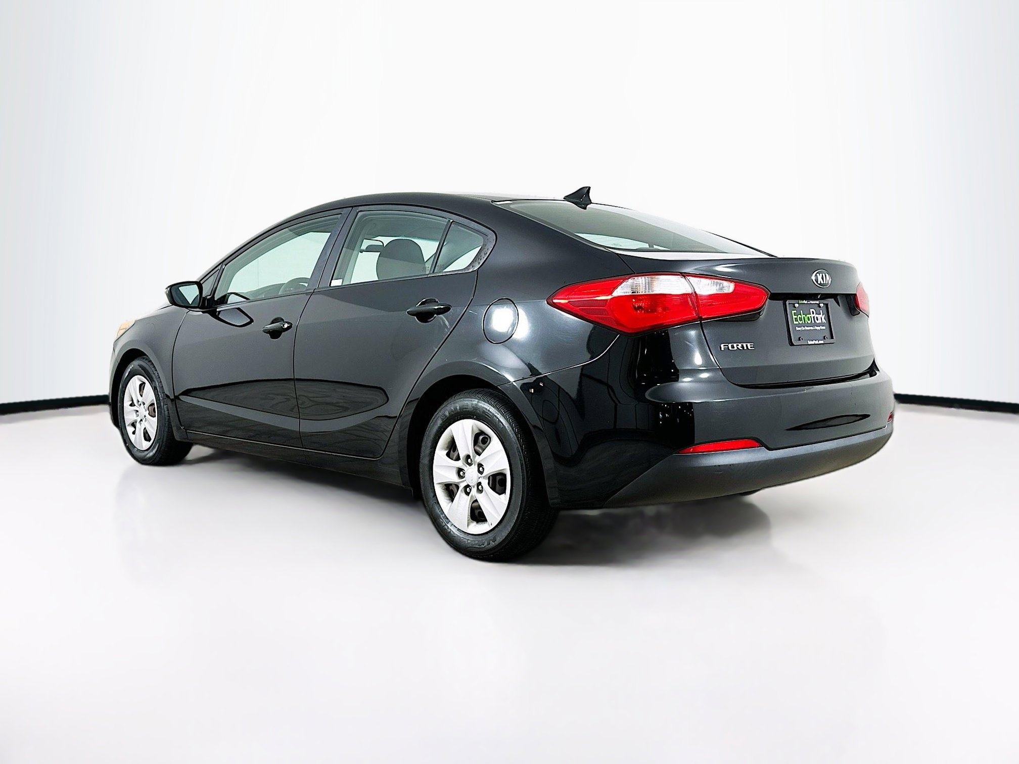 Used 2016 Kia Forte LX w/ LX Popular Package image 5