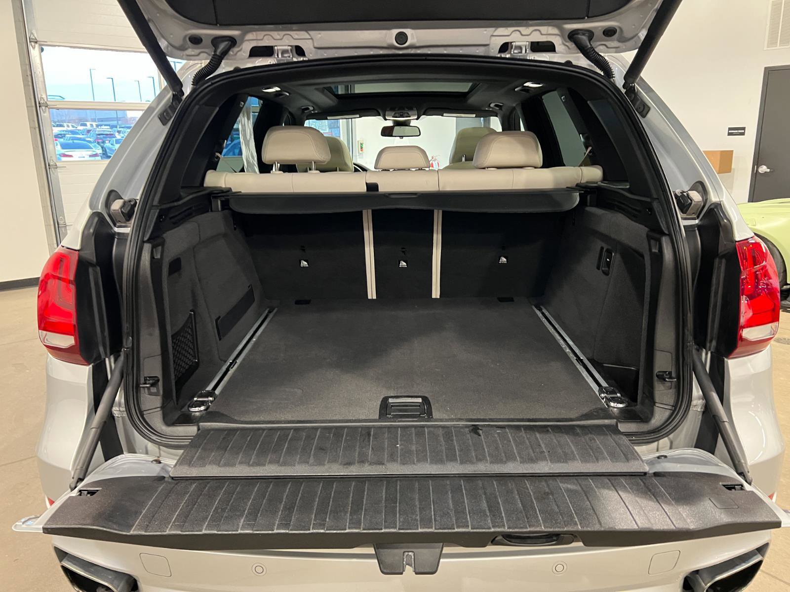 Used 2018 BMW X5 xDrive50i image 34