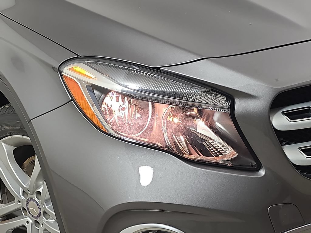 Used 2018 Mercedes-Benz GLA 250 image 35