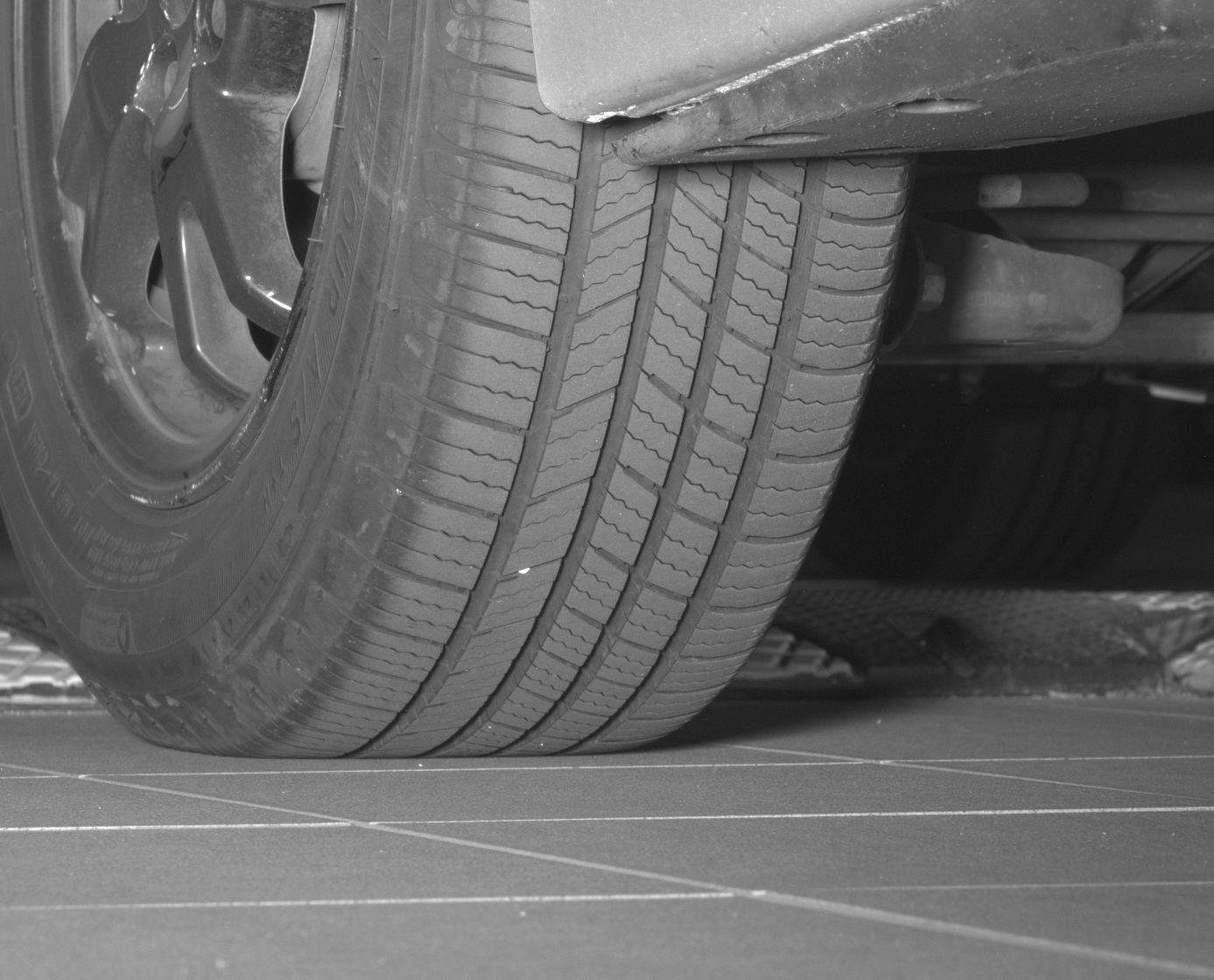 Used 2015 Toyota Prius Three w/ Solar Roof Package FWD image 14