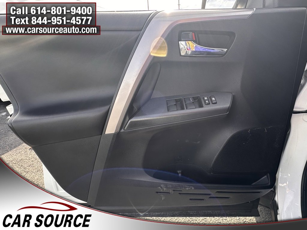 Used 2018 Toyota RAV4 XLE w/ Plus Extra Value Package image 14