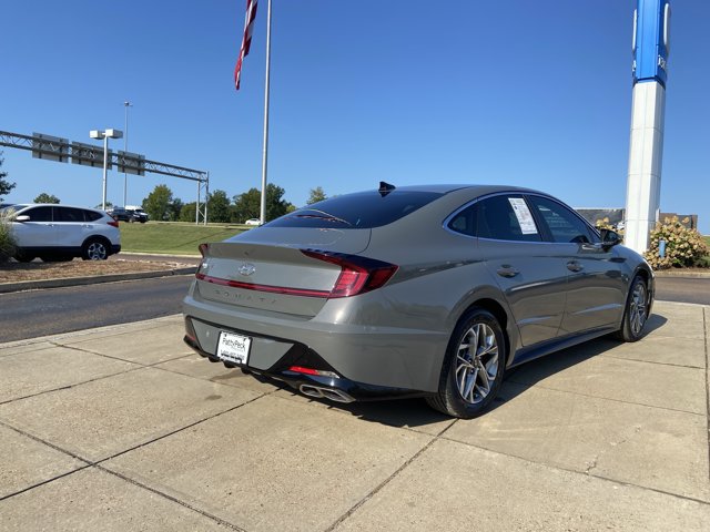 Used 2023 Hyundai Sonata SEL FWD image 9