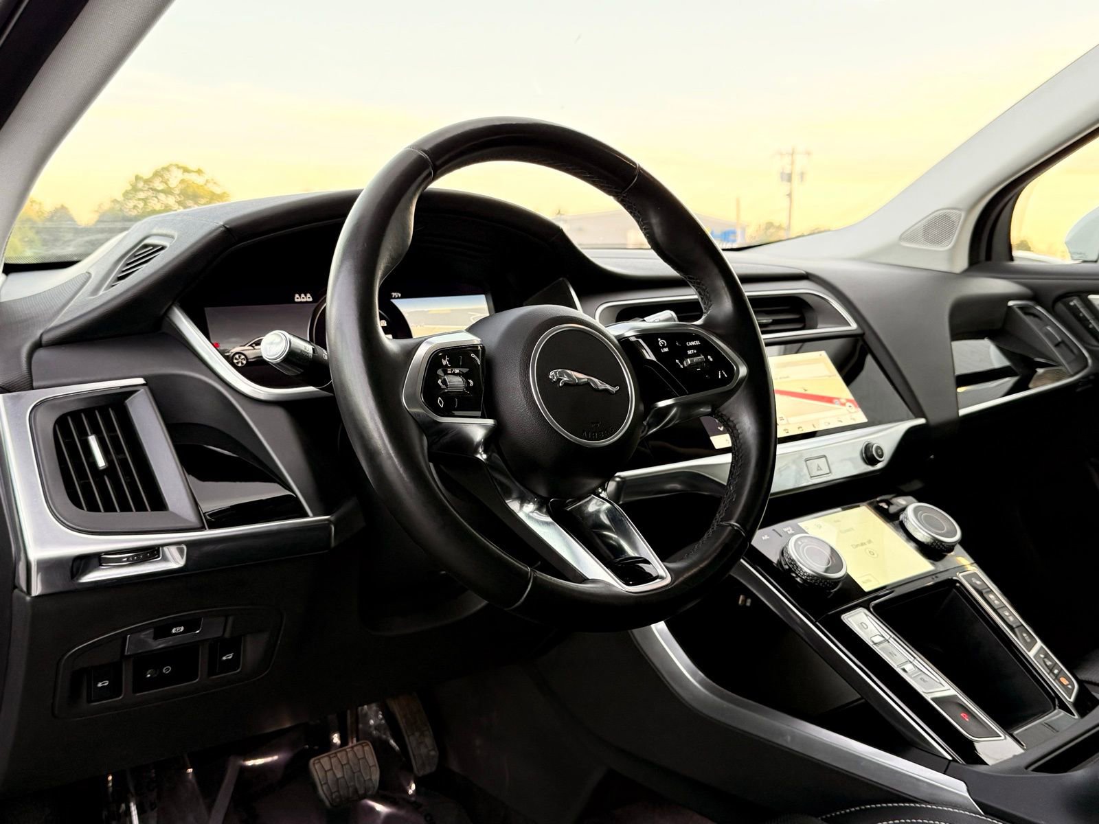 Used 2020 Jaguar I-PACE S image 34