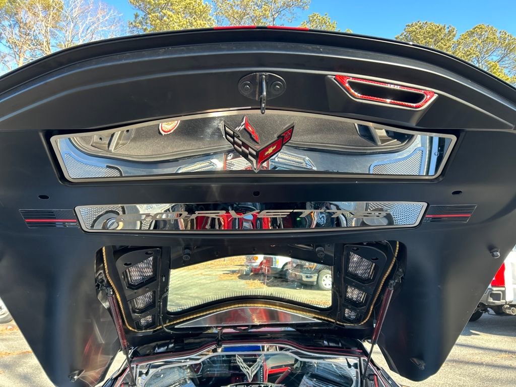 Used 2021 Chevrolet Corvette Stingray Preferred Cpe w/ Chrome Exterior Badge Package image 14