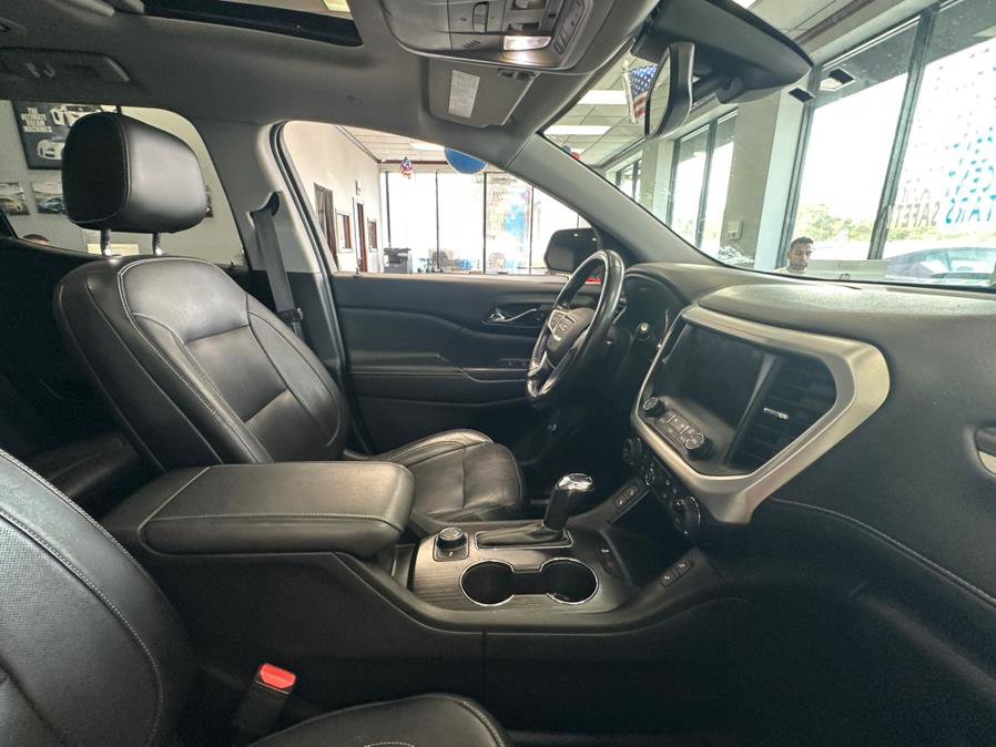 Used 2018 GMC Acadia SLT image 40