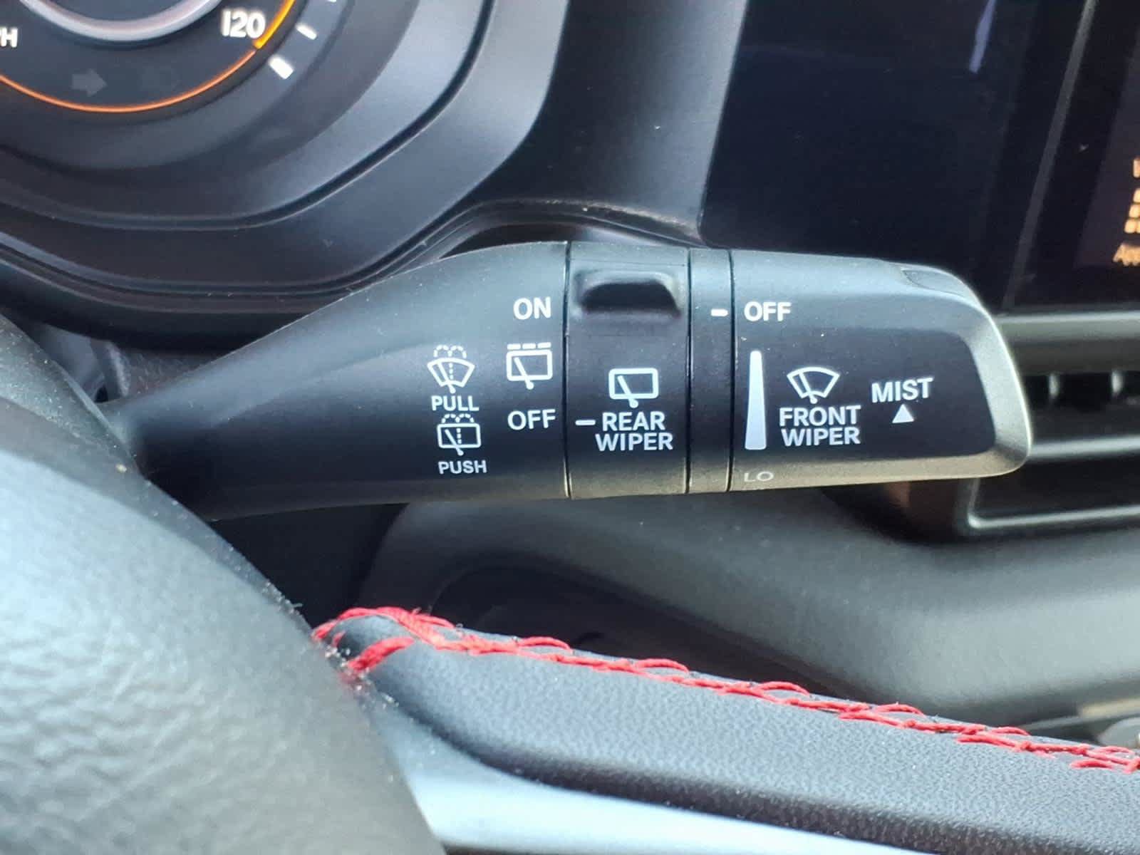 Used 2024 Jeep Wrangler Unlimited Rubicon AWD/4WD image 17