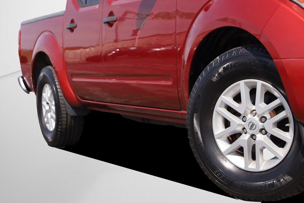Used 2018 Nissan Frontier SV RWD image 3