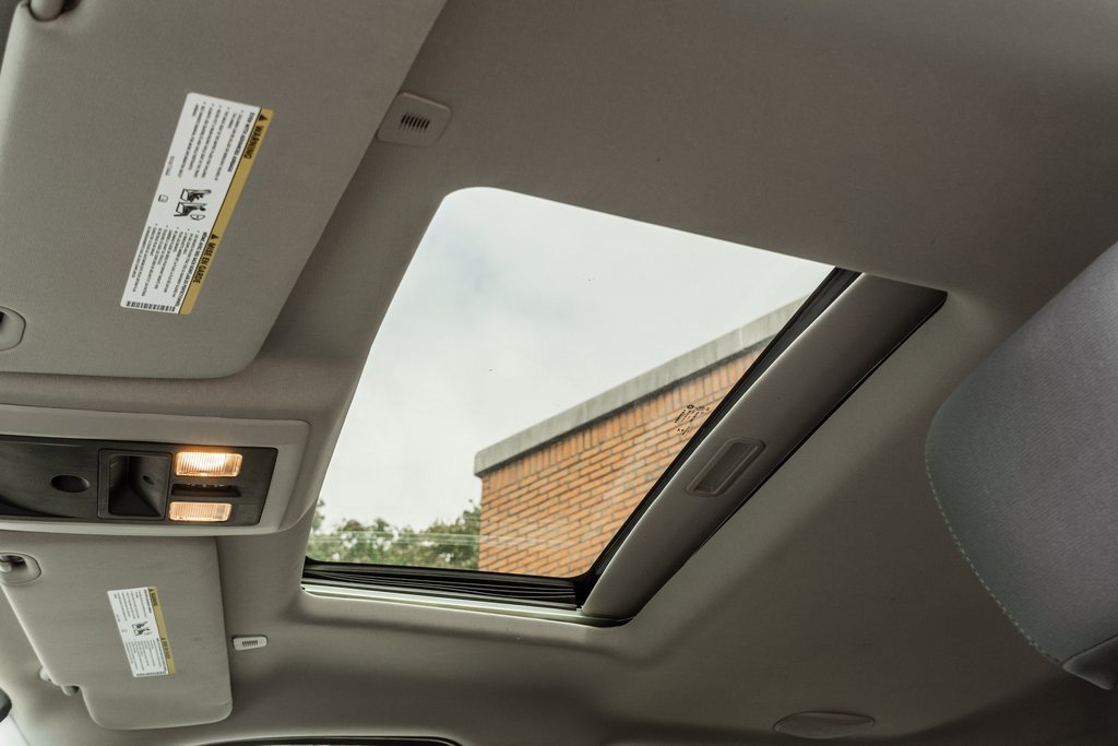 Used 2019 RAM 1500 Classic SLT w/ Black Appearance Group image 11