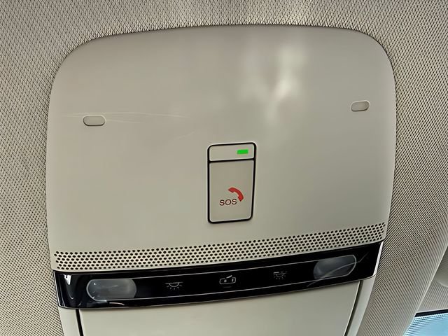 Used 2023 Nissan Ariya FWD image 23