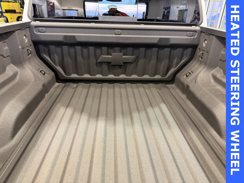 Used 2024 Chevrolet Colorado LT w/ LT Convenience Package III image 5