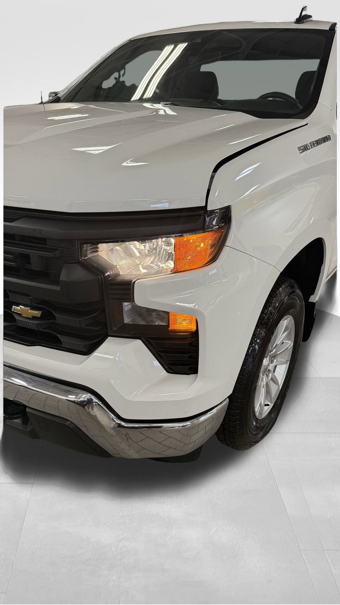 Used 2024 Chevrolet Silverado 1500 W/T w/ WT Fleet Convenience Package image 4