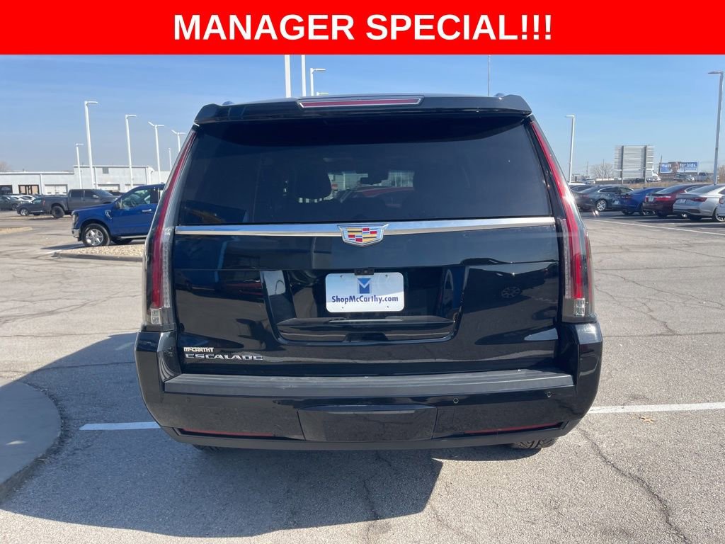 Used 2019 Cadillac Escalade Premium Luxury AWD/4WD image 6