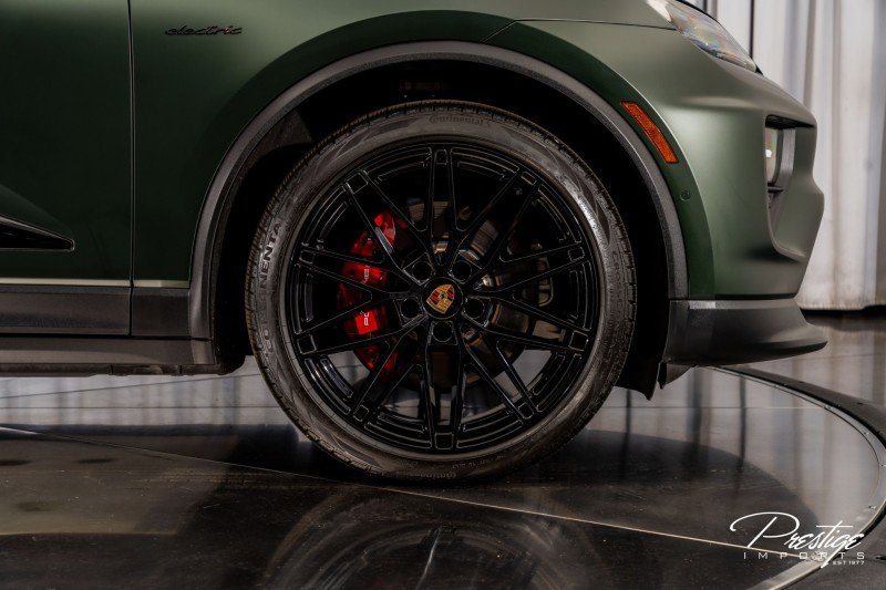 Used 2025 Porsche Macan 4S Electric image 20