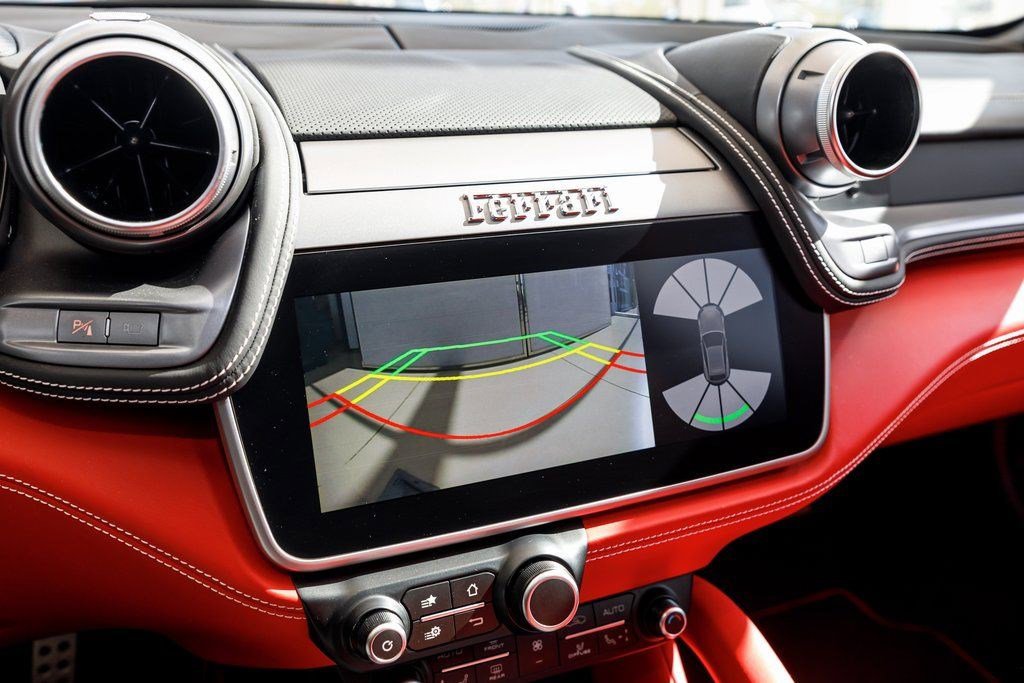 Used 2019 Ferrari GTC4Lusso image 36