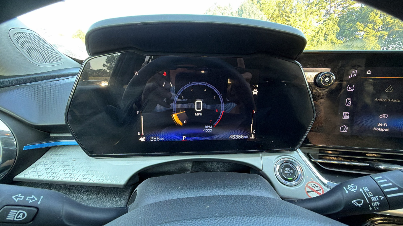 Used 2025 Chevrolet Trax LT FWD image 28