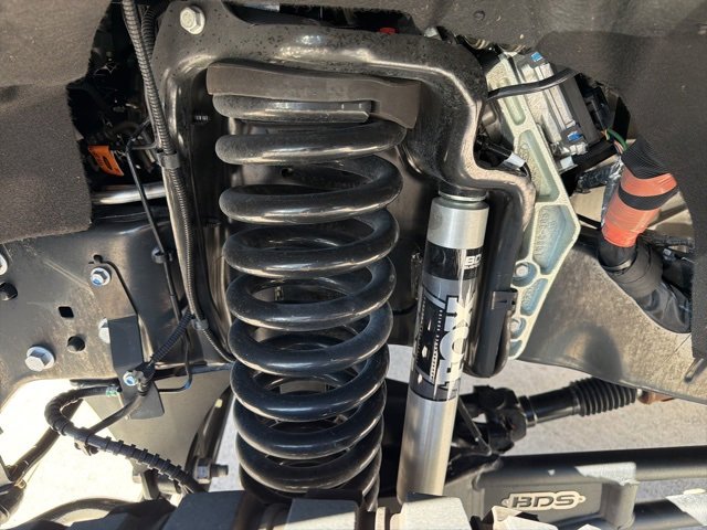 Used 2026 Ford F250 Lariat w/ Black Appearance Package image 9