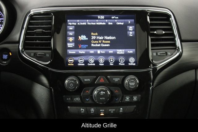 Used 2021 Jeep Grand Cherokee Laredo X image 32