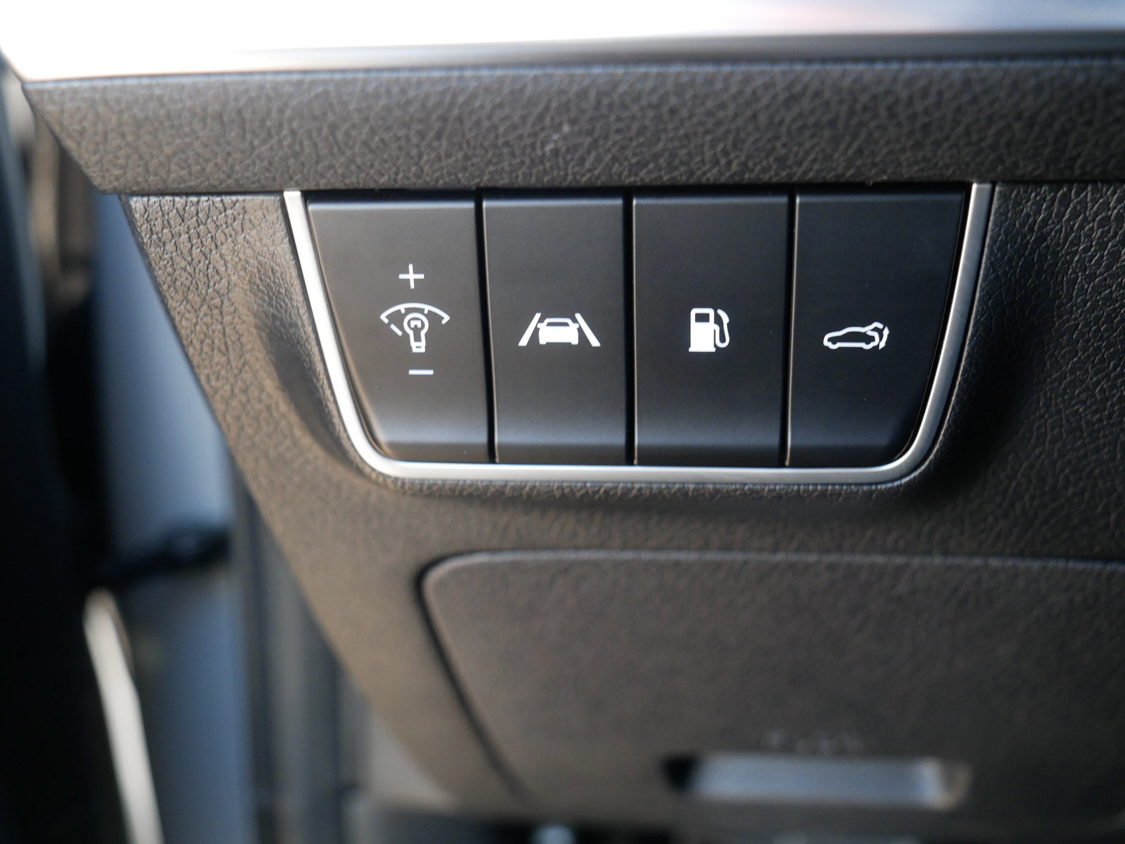 Certified 2022 Kia Stinger GT2 w/ Scorpion Package AWD/4WD image 26