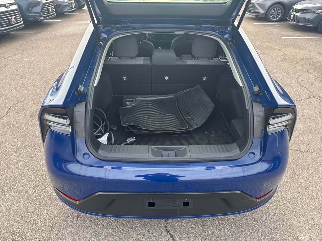 Used 2024 Toyota Prius Prime SE image 7