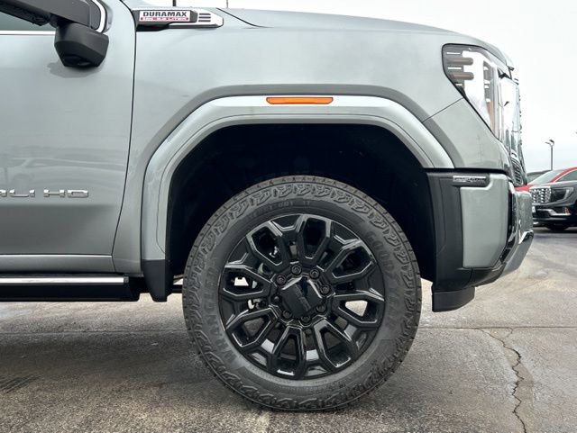 Used 2025 GMC Sierra 2500 Denali w/ Denali Reserve Package image 13