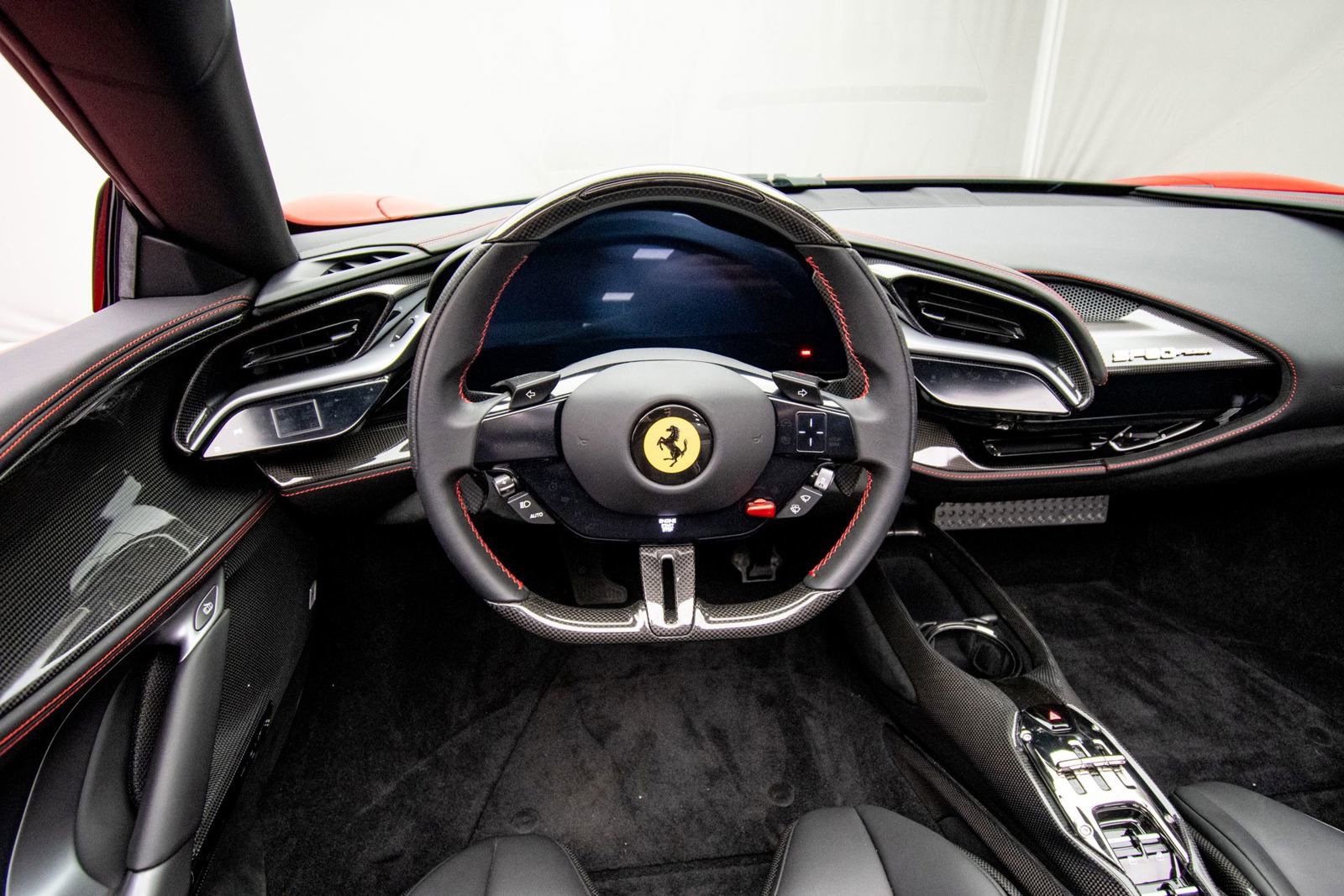 Used 2022 Ferrari SF90 Spider image 20